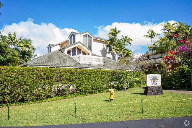 Building Photo - Manualoha I