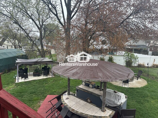 Foto del edificio - 3026 Lavender Ave