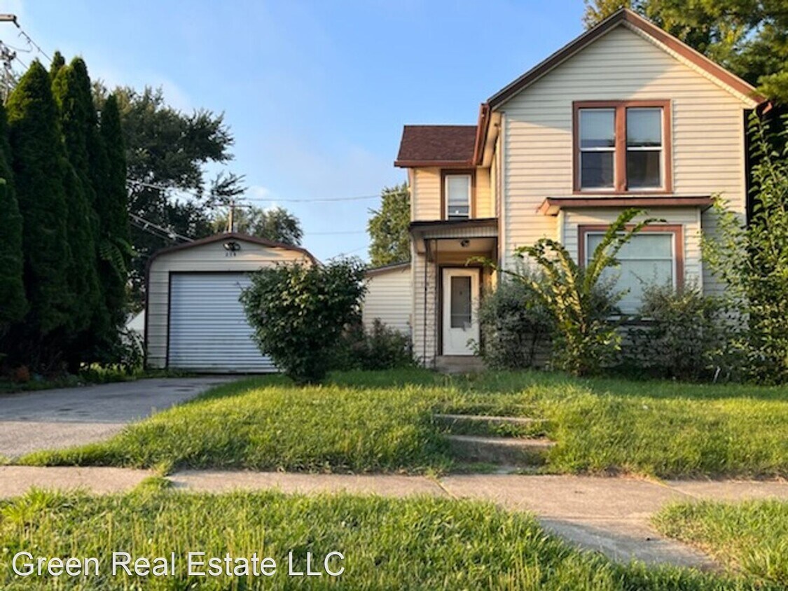Primary Photo - 3 br, 2 bath House - 258 W Water St