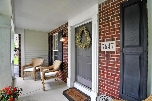 Building Photo - 7647 Windsor Dr