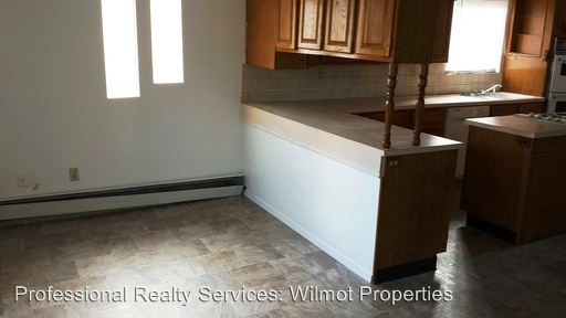 Building Photo - 2324 W Dean Ave