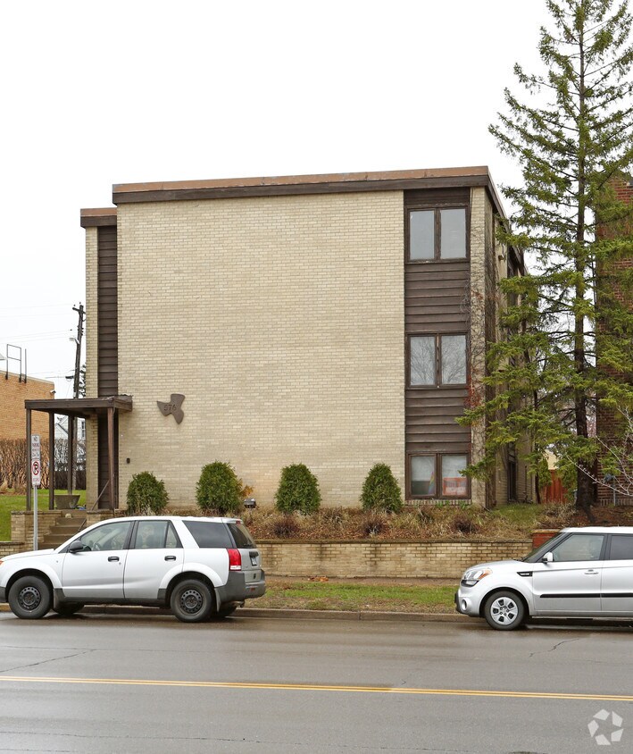 Foto del edificio - 576 Snelling Ave S