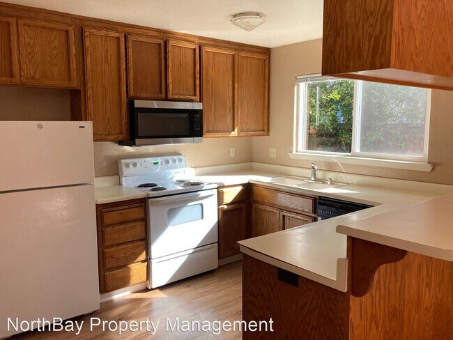 Foto del edificio - 3 br, 2.5 bath House - 830 Falcon Way