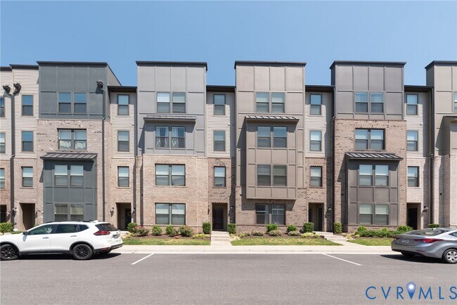 Foto del edificio - 2747 St Elias Dr