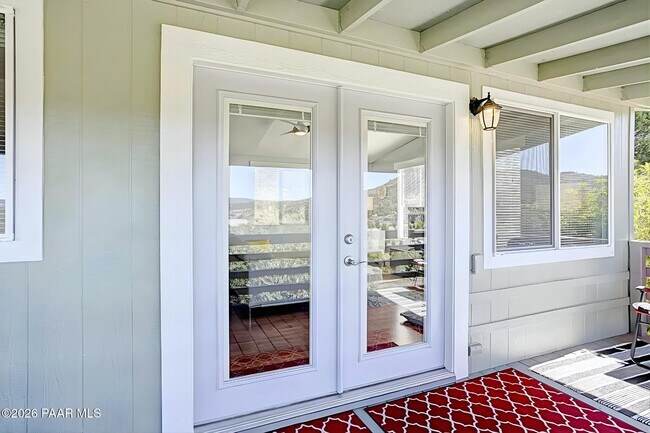 Foto del edificio - 2518 Hilltop Rd