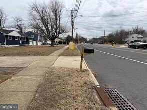 Building Photo - 892 Estates Blvd