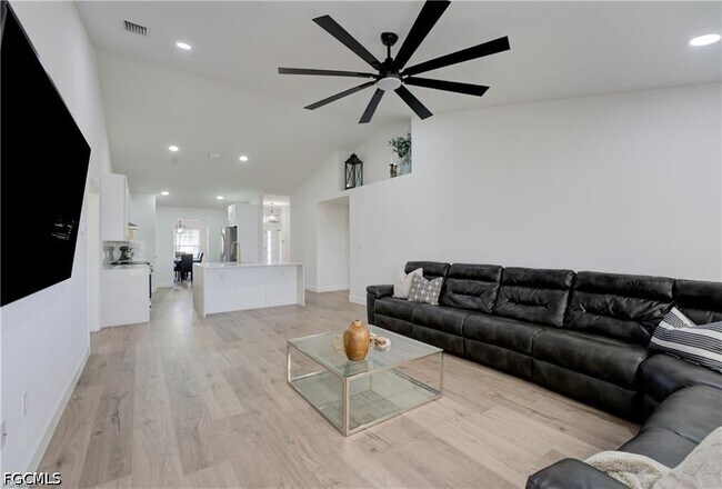 Foto del edificio - 2822 NW 7th Terrace