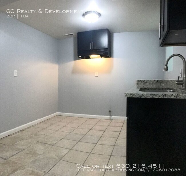 Foto del edificio - 6707 S Langley Ave