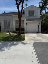 Building Photo - 10161 SW 117th Ct