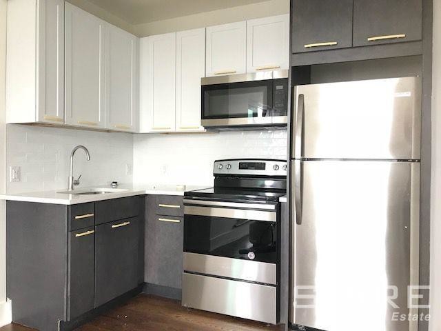 Primary Photo - Renovated 2 Bedroom Apartment
