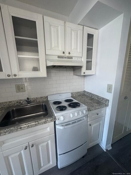 Building Photo - 169 Birdseye St