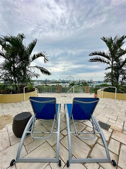 Foto del edificio - 244 Biscayne Blvd