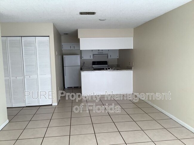 Building Photo - 2985 SE 55th Ave