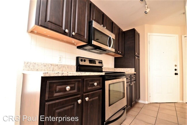 Foto del edificio - 3 br, 2 bath House - 425 Summit Ridge Pl #201