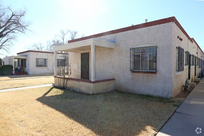 Foto del edificio - 1204 Silver Ave SW