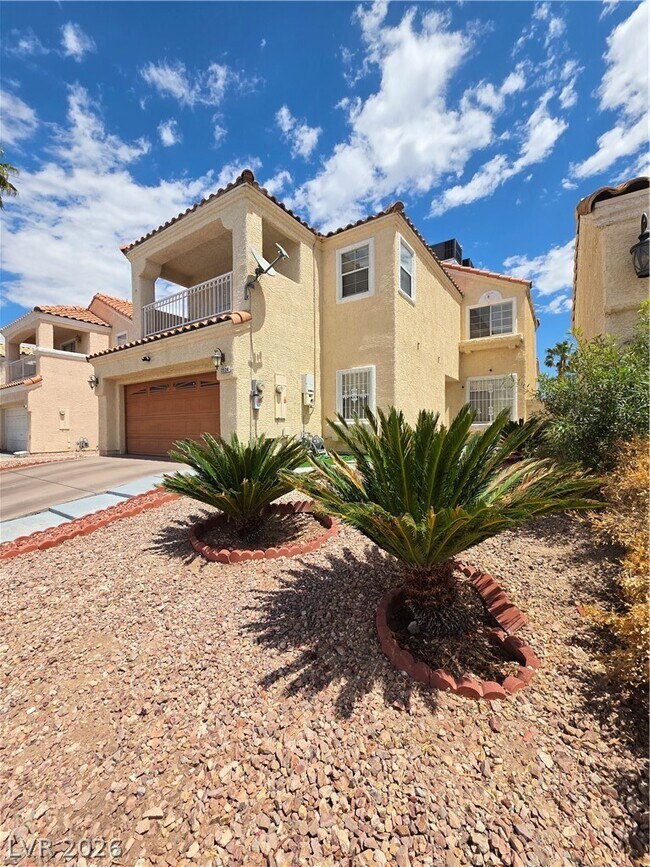 Foto del edificio - 2524 Silver Shadow Dr