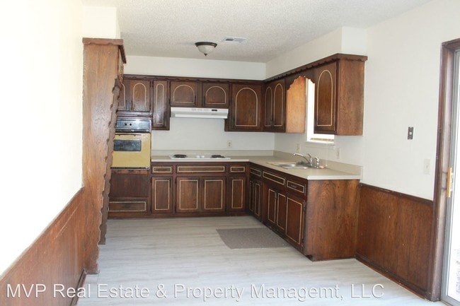 Building Photo - 4 br, 1.5 bath House - 9401 Sherwell