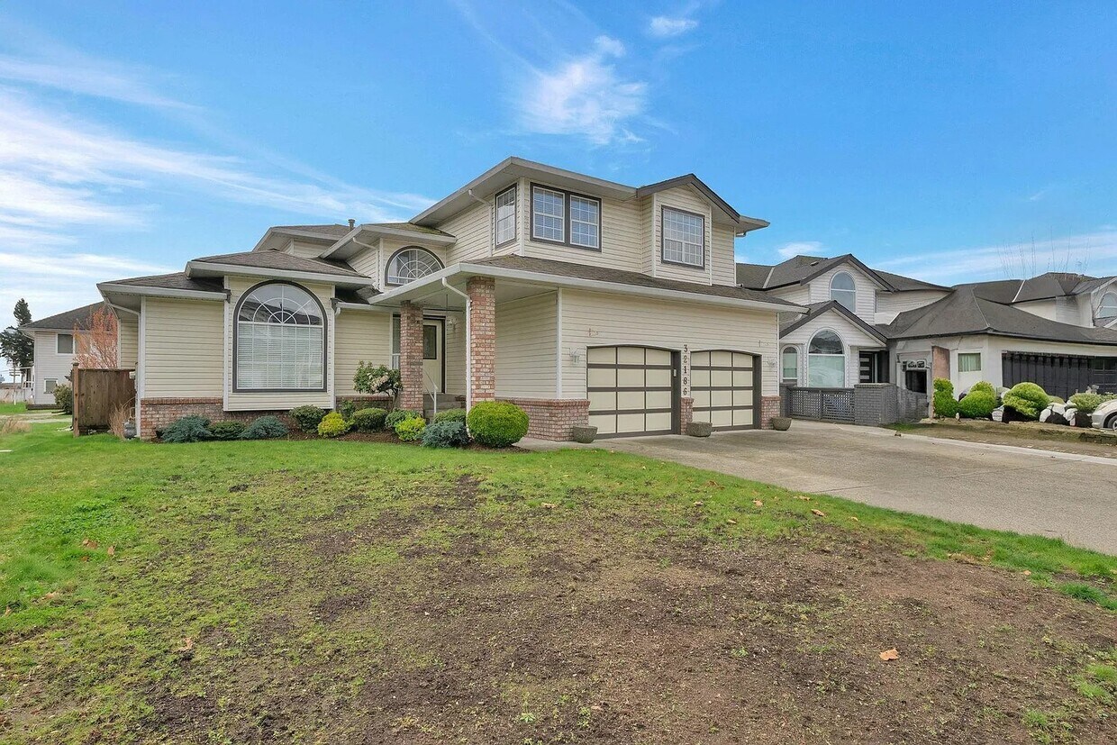 Photo principale - 32186 Elkford Dr