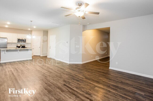 Building Photo - 9531 Hamel St