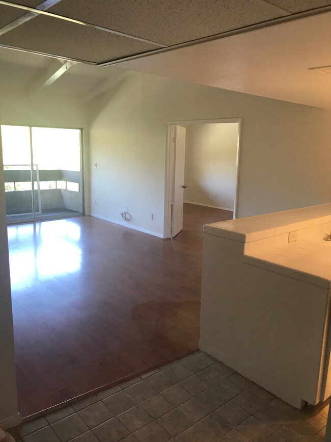 Building Photo - 2700 Cahuenga Blvd E