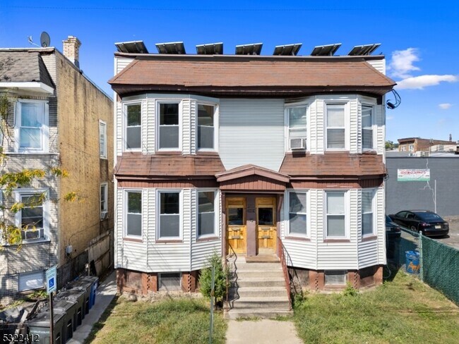 Foto del edificio - 201-203 Watchung Ave