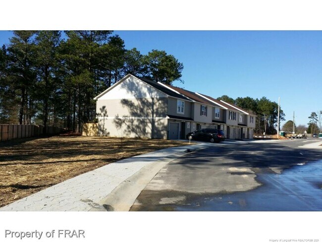 Foto del edificio - 2635 Gardner Park Dr