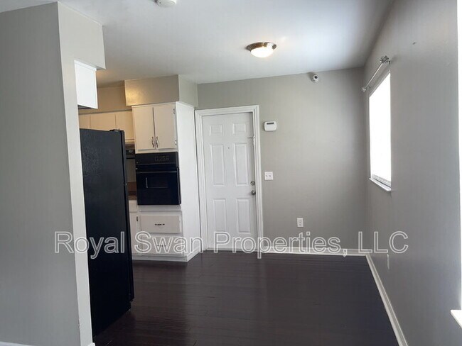 Foto del edificio - 1644 Tangerine St