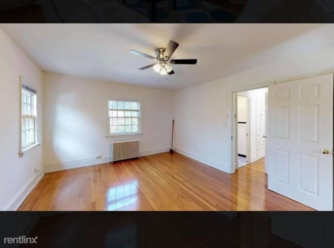 Building Photo - 5 br, 3 bath House - 1432 Juniper Street