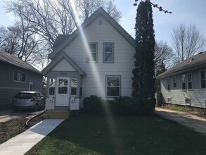 Building Photo - 2541 Upham St