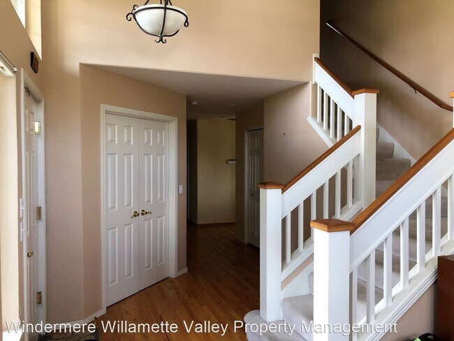 Building Photo - 3 br, 2.5 bath House - 3341 Pinnacle Place