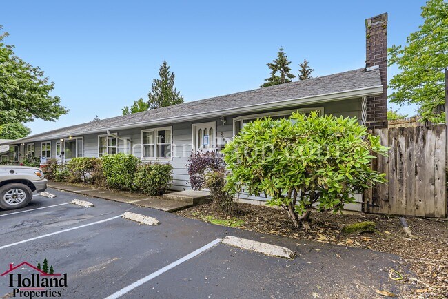 Building Photo - Great SW Portland Condo in Prime Location!...