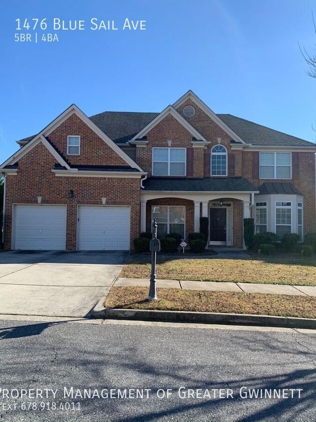 Primary Photo - 5 bedroom with beautiful high ceilings