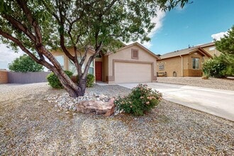 Building Photo - 1131 Desert Sunflower Dr NE