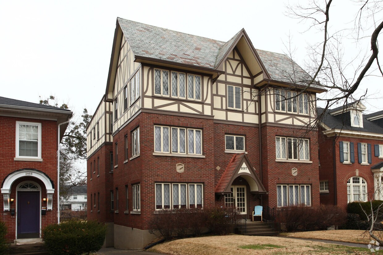 Foto del edificio - 2057 Douglass Blvd