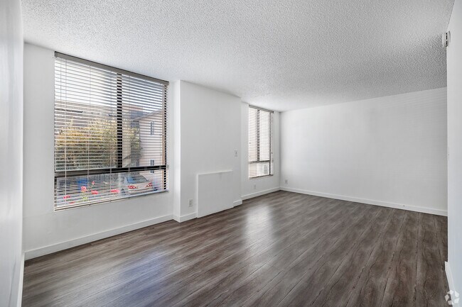 Foto del edificio - 5837 Virginia Ave