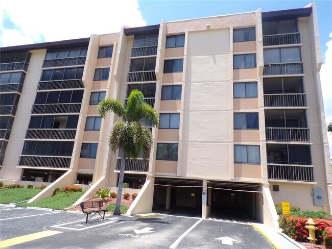 Foto del edificio - 3006 Caring Way