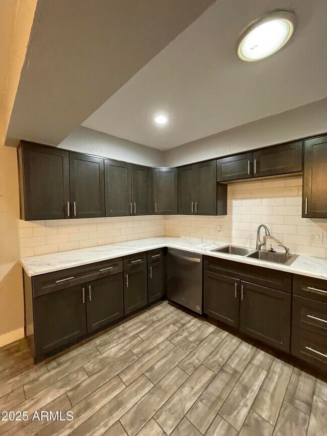 Building Photo - 3632 N 79th Ave