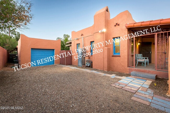 Building Photo - 3275 E Pima St
