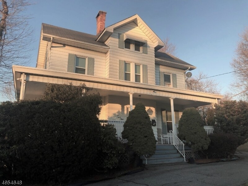 Primary Photo - 232-238 Claremont Ave