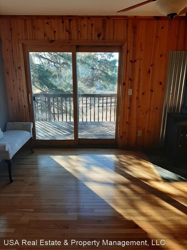 Foto del edificio - 3 br, 2 bath House - 1145 N. High Point Dr.