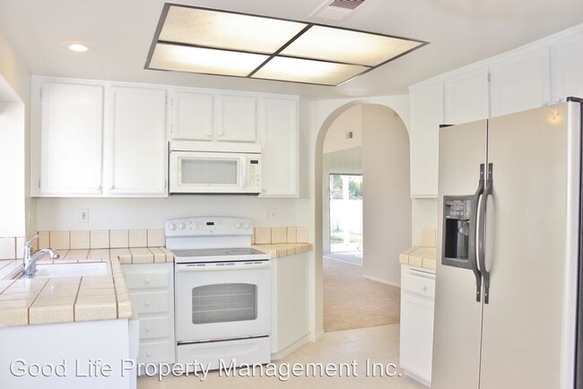 Building Photo - 3 br, 2 bath House - 12824 Amaranth Street