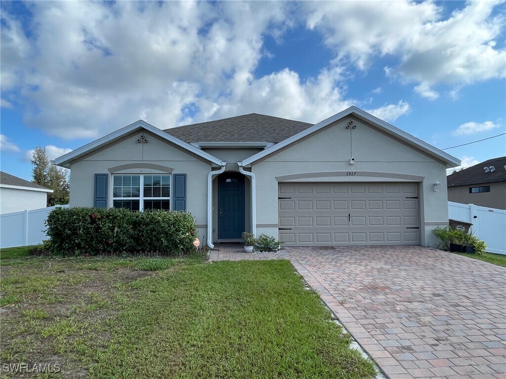 Foto principal - 2927 NW 11th St