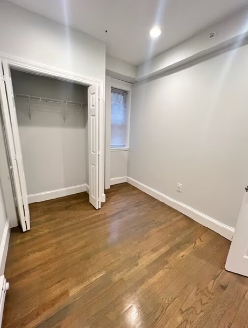 Las imágenes son muestras representativas de la unidad anunciada. Las unidades reales mostradas durante los recorridos pueden variar. - 80 Peterborough St