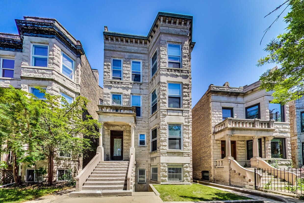 Foto principal - 3717 N Magnolia Ave