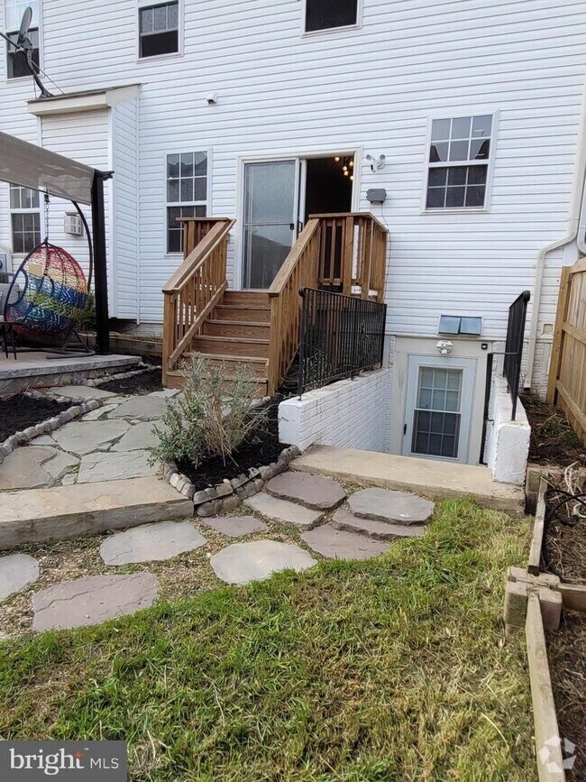 Courthouse Square at Stafford Apartments for Rent Stafford, VA 1