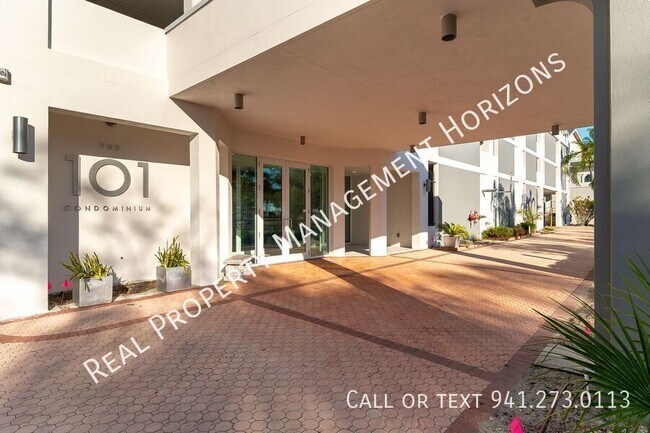 Building Photo - 101 S Gulfstream Ave