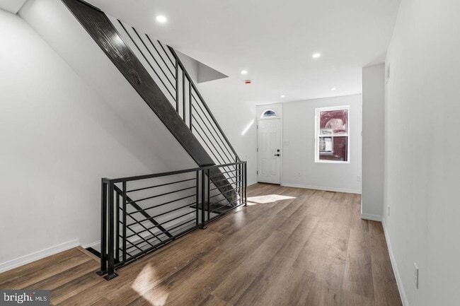 Foto del edificio - 3058 Tilton St