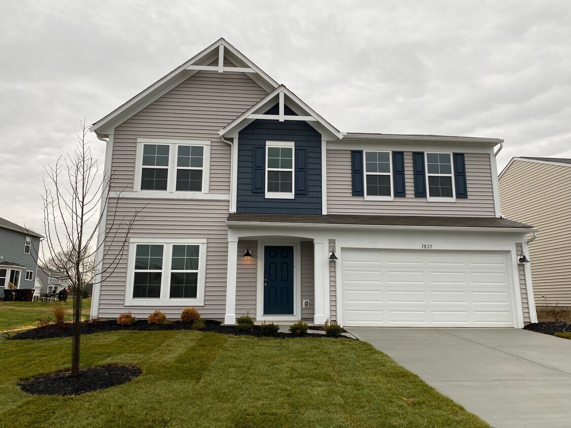 Foto principal - 7877 Ellington Ct