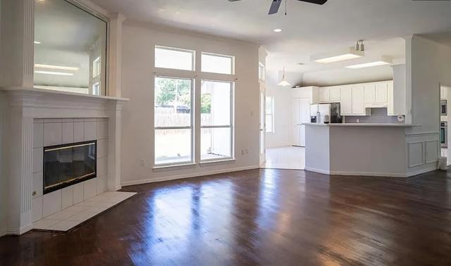 Building Photo - 492 Shade Tree Cir