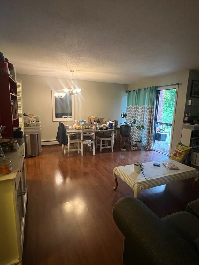 919 High Path Road Unit 919, Windsor, CT 06095 Apartments in Windsor, CT